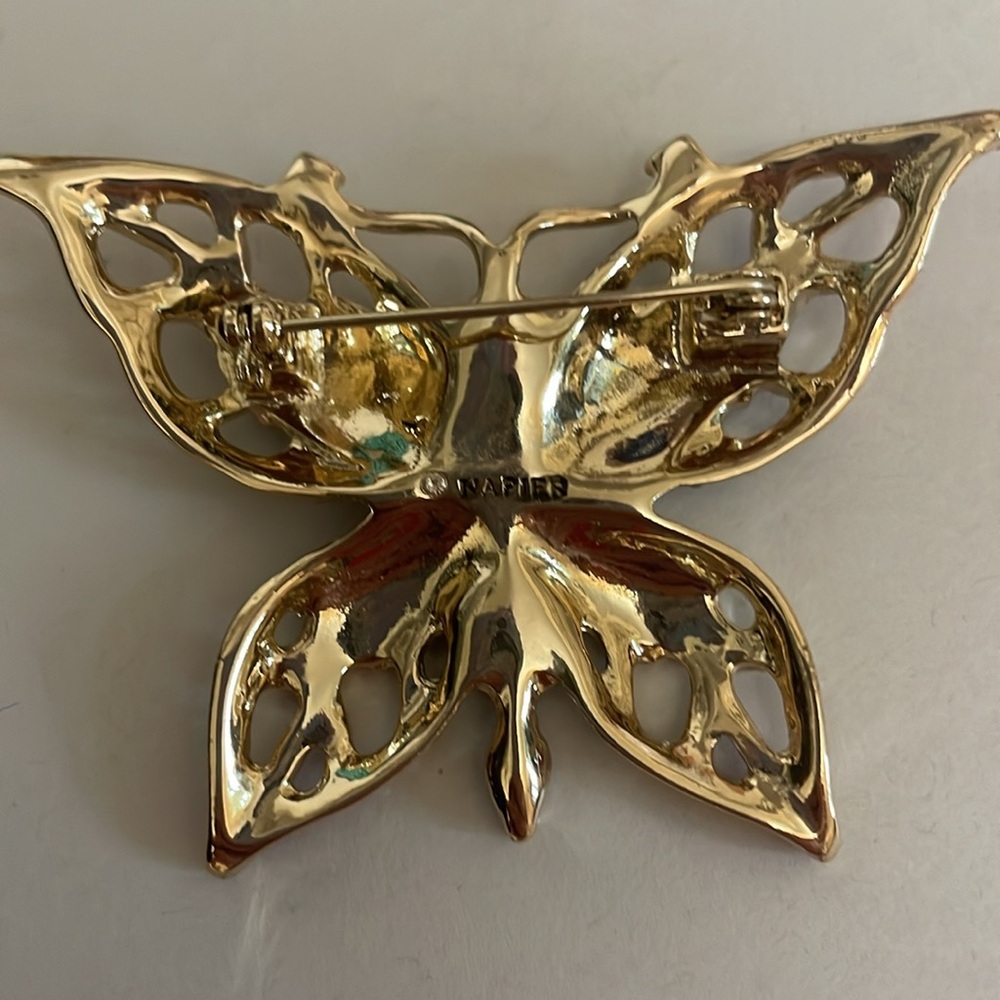 Napier Gold Tone Rhinestone Faux Pearl Enamel Butterfly Brooch Pin - Picture 3 of 3